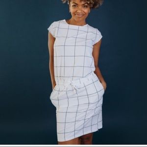 Albion Fit Going Places Dress Size small Tall